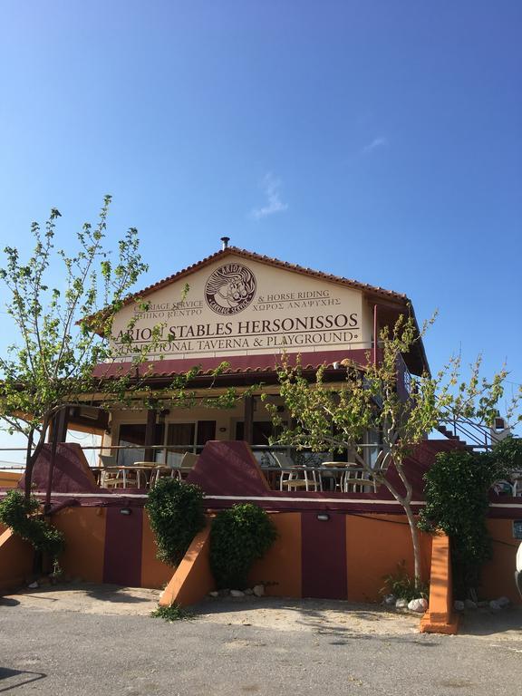 Arion Stables & Apartments Hersonissos  Exterior photo